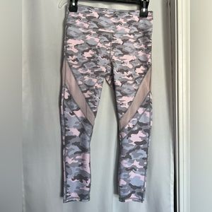 Fabletics high waisted 7/8 legging